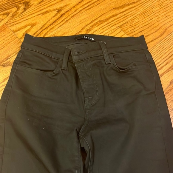 J Brand Woman’s Black Jeans Size 26 - Picture 3 of 8